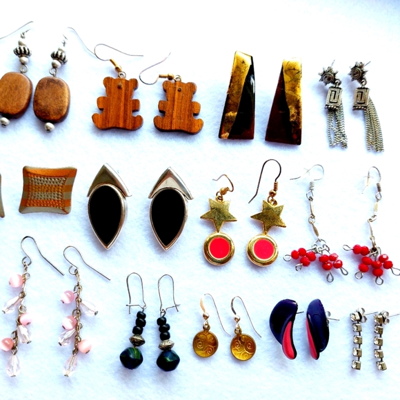 Earrings Bulk Sale Vintage Wholesale Jewelry Lot - 17 Pairs High Quality - Picture 3 of 12